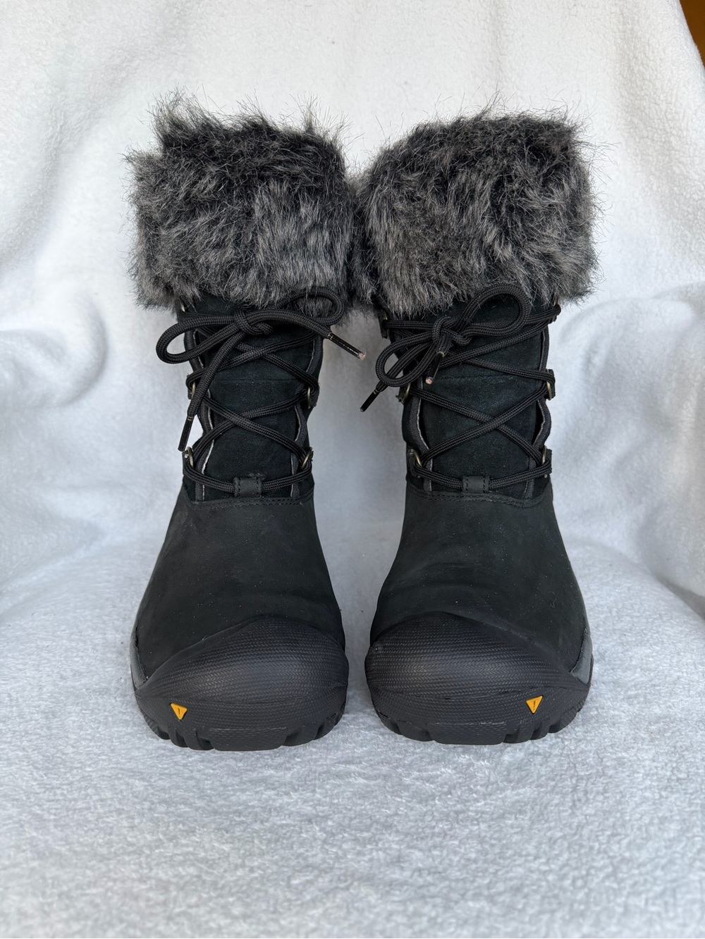 KEEN Helena Women's Waterproof Insulated Leather Boots Faux Fur Lace Up Size 7